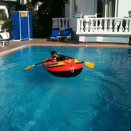 Karatas Apart Otel Marmaris